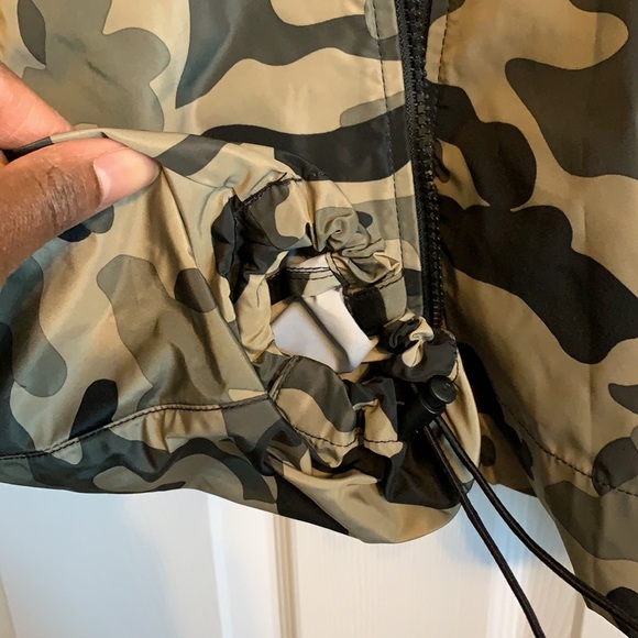 Zara Cropped windbreaker - Picture 3 of 6